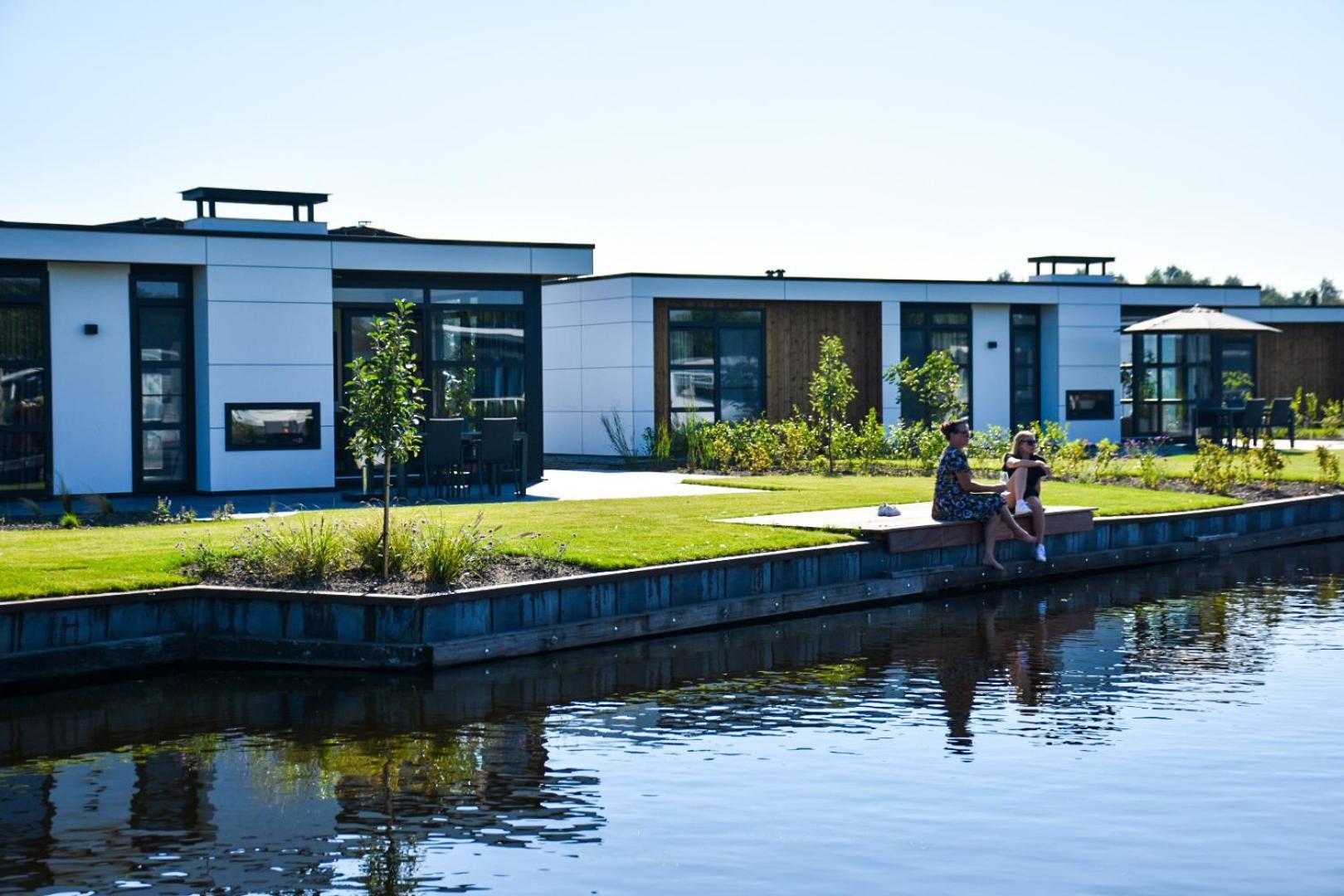 Villa Marinapark Residentie Nieuw Loosdrecht Exterior foto
